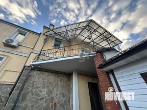 Дом 256м&sup2;, 2-этажный, участок 6 сот.  