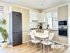 Дом 166м&sup2;, 2-этажный, участок 8 сот.  