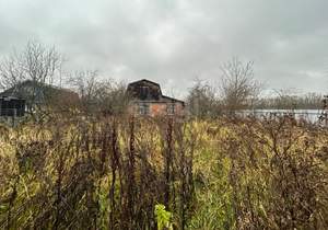 Дом 20м&sup2;, 2-этажный, участок 7 сот.  