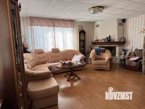 Дом 308м&sup2;, 2-этажный, участок 14 сот.  