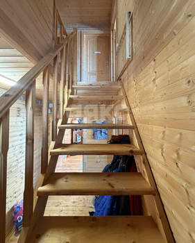 Дом 100м&sup2;, 2-этажный, участок 12 сот.  