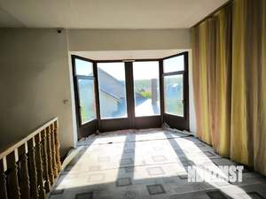 Дом 250м&sup2;, 3-этажный, участок 7 сот.  