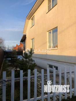 Дом 360м&sup2;, 3-этажный, участок 8 сот.  