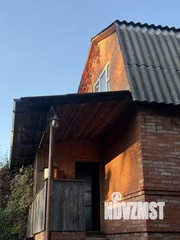 Дом 60м&sup2;, 2-этажный, участок 6 сот.  