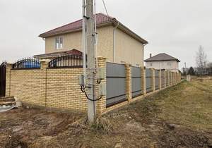 Дом 136м&sup2;, 2-этажный, участок 7 сот.  