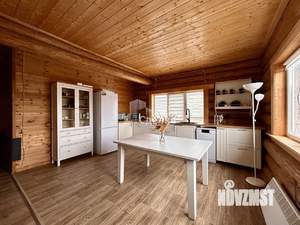 Дом 220м², 3-этажный, участок 12 сот.  
