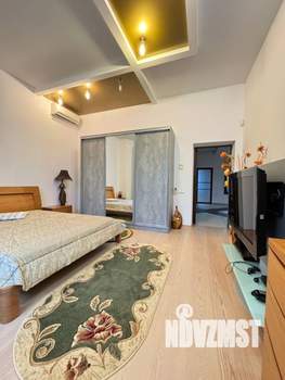 Дом 482м&sup2;, 2-этажный, участок 1700 сот.  