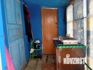 Дом 15м&sup2;, 2-этажный, участок 6 сот.  