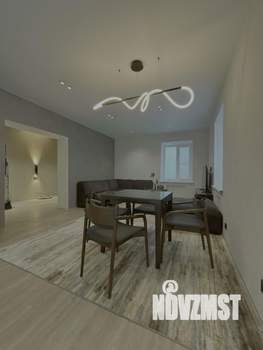 Дом 242м&sup2;, 3-этажный, участок 20 сот.  