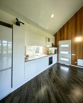 Дом 95м&sup2;, 2-этажный, участок 10 сот.  