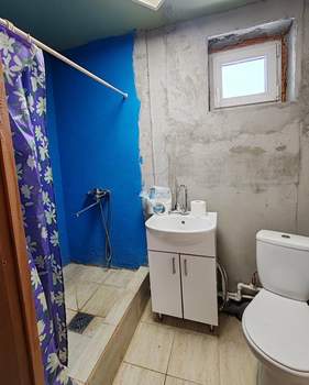 Дом 60м&sup2;, 2-этажный, участок 9 сот.  