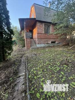 Дом 60м&sup2;, 2-этажный, участок 6 сот.  