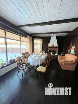 Дом 270м², 3-этажный, участок 30 сот.  