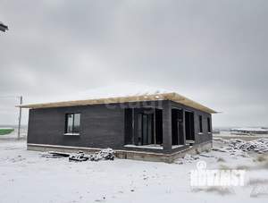 Дом 180м&sup2;, 1-этажный, участок 10 сот.  