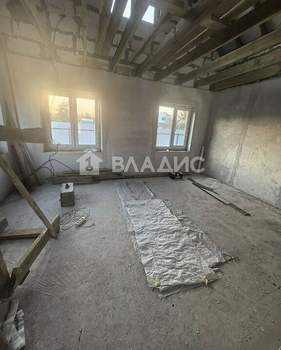 Дом 70м&sup2;, 2-этажный, участок 5 сот.  