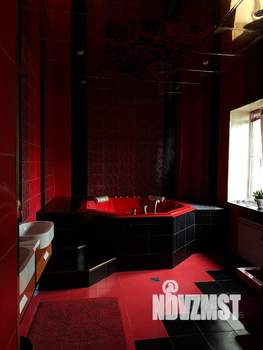 Коттедж 340м&sup2;, 3-этажный, участок 10 сот.  