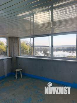 Дом 372м², 3-этажный, участок 14 сот.  