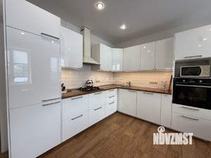 Дом 213м&sup2;, 2-этажный, участок 16 сот.  