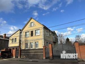 Дом 256м², 2-этажный, участок 6 сот.  
