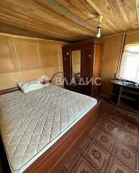 Дом 30м², 2-этажный, участок 12 сот.  