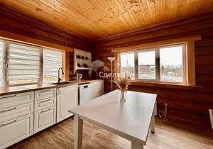 Дом 220м², 3-этажный, участок 12 сот.  