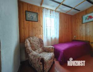 Дом 42м&sup2;, 2-этажный, участок 6 сот.  