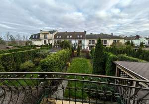 Дом 225м², 3-этажный, участок 0 сот.  