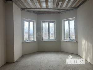 Дом 200м², 2-этажный, участок 10 сот.  