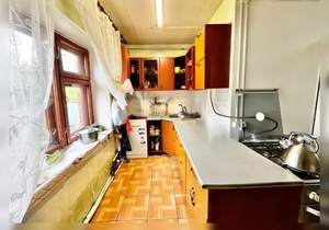 Дом 250м², 3-этажный, участок 15 сот.  