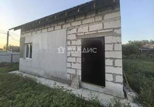 Дом 70м&sup2;, 2-этажный, участок 5 сот.  