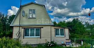 Дом 40м², 2-этажный, участок 6 сот.  