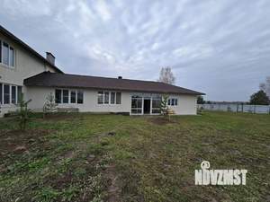 Коттедж 423м&sup2;, 2-этажный, участок 14 сот.  