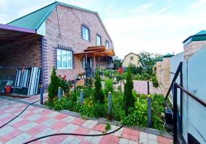 Дом 240м², 2-этажный, участок 8 сот.  