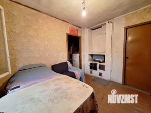 Дом 60м&sup2;, 2-этажный, участок 7 сот.  