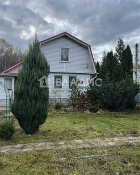 Дом 42м&sup2;, 2-этажный, участок 6 сот.  