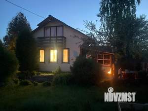 Дом 28м&sup2;, 2-этажный, участок 5 сот.  