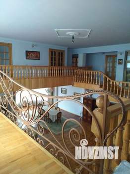 Коттедж 600м², 2-этажный, участок 12 сот.  