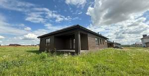 Дом 180м², 1-этажный, участок 10 сот.  