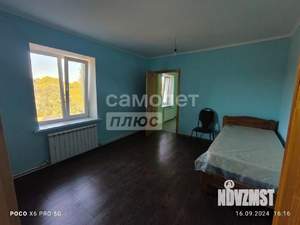 Коттедж 280м², 2-этажный, участок 10 сот.  