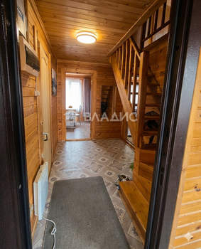 Дом 93м&sup2;, 2-этажный, участок 8 сот.  