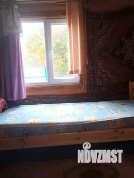 Дом 40м&sup2;, 2-этажный, участок 6 сот.  