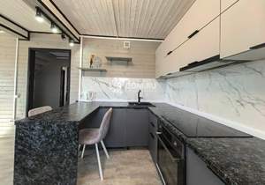 Дом 82м&sup2;, 2-этажный, участок 9 сот.  