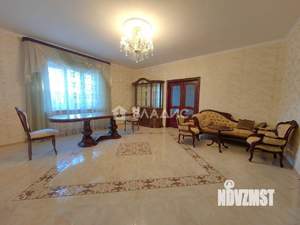 Дом 350м&sup2;, 3-этажный, участок 26 сот.  