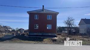 Дом 184м², 2-этажный, участок 7 сот.  