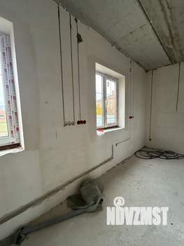 Коттедж 170м&sup2;, 2-этажный, участок 9 сот.  