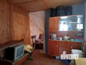Дом 15м&sup2;, 2-этажный, участок 6 сот.  