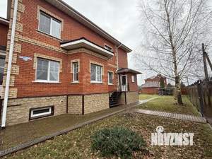 Дом 216м², 3-этажный, участок 3 сот.  