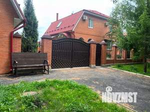 Дом 215м², 2-этажный, участок 30 сот.  
