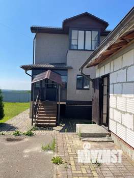 Коттедж 224м&sup2;, 3-этажный, участок 8 сот.  