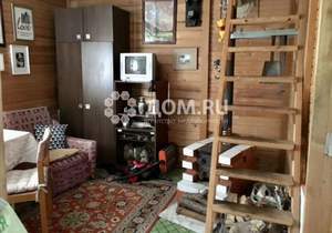 Дом 60м&sup2;, 2-этажный, участок 6 сот.  